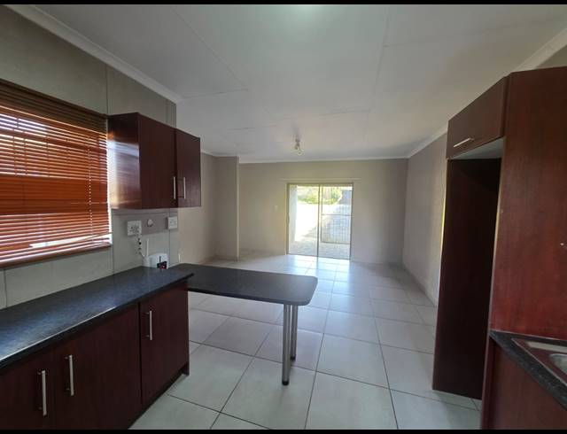 3 BEDROOM TOWNHOUSE TO LET IN KAALPLAATS